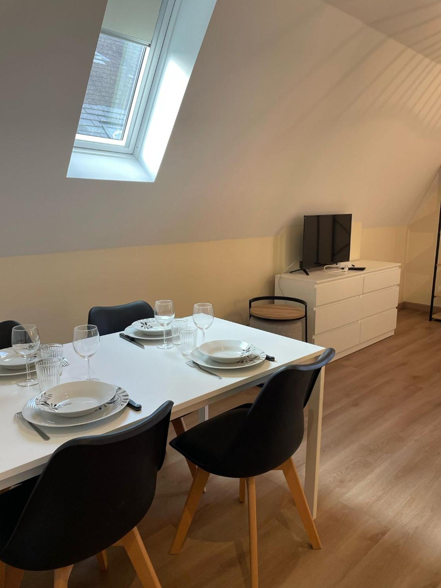 La Chapelle Apartment Bourges Bagian luar foto