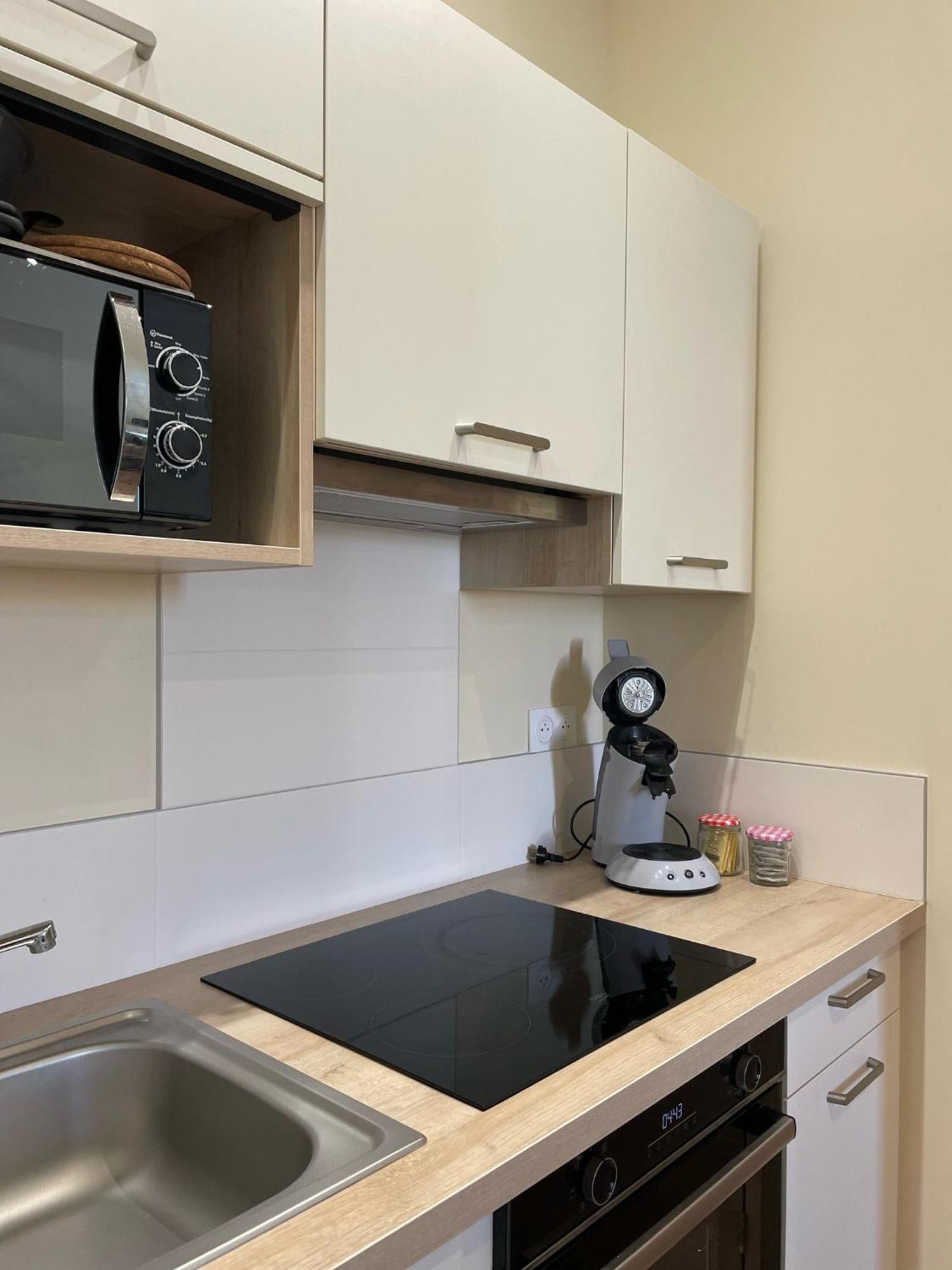 La Chapelle Apartment Bourges Bagian luar foto